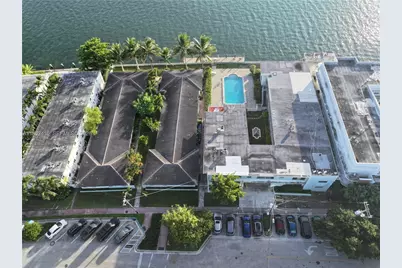 2200 Bay Dr #3, Miami Beach, FL 33141 - Photo 22