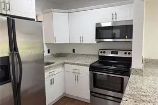 6625 W 4th Ave, Hialeah, FL 33012 - Photo 4