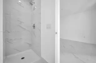 700 NE 24th St, Miami, FL 33137 - Photo 34