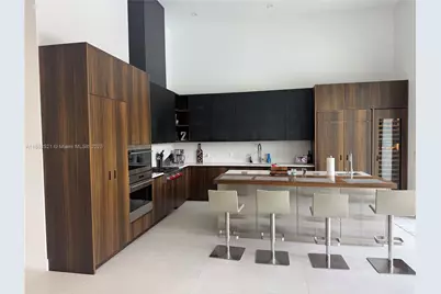 9600 SW 66th St, Miami, FL 33173 - Photo 10