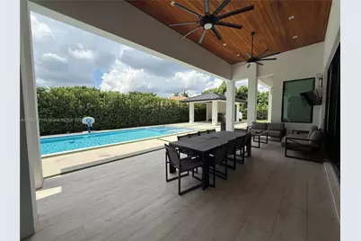 9600 SW 66th St, Miami, FL 33173 - Photo 44