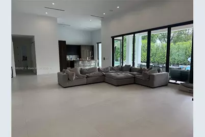 9600 SW 66th St, Miami, FL 33173 - Photo 6