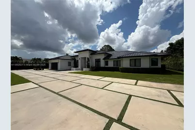 9600 SW 66th St, Miami, FL 33173 - Photo 2