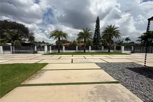 9600 SW 66th St, Miami, FL 33173 - Photo 56