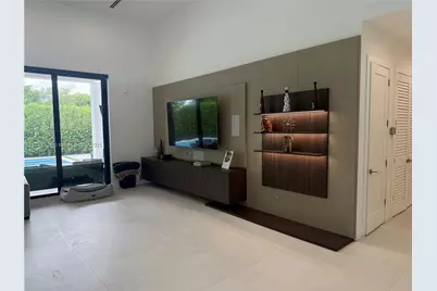 9600 SW 66th St, Miami, FL 33173 - Photo 8