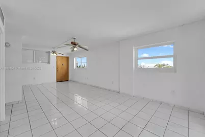 1750 James Ave #7L, Miami Beach, FL 33139 - Photo 4