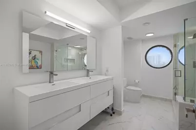 1000 W Island Blvd #504, Aventura, FL 33160 - Photo 16