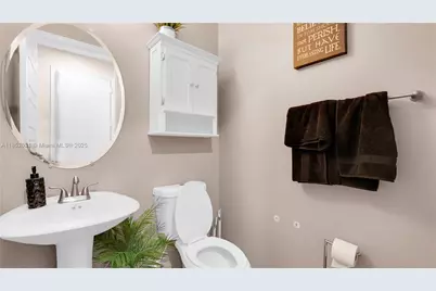 671 NE 191st Ter, Miami, FL 33179 - Photo 34