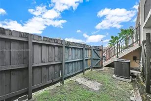 15655 SW 82nd Cir Ln, Miami, FL 33193 - Photo 48