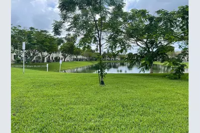 2721 SE 12th Pl #101, Homestead, FL 33035 - Photo 2