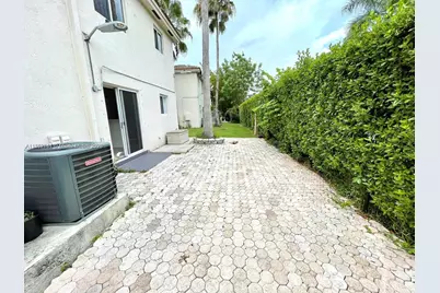 2721 SE 12th Pl #101, Homestead, FL 33035 - Photo 30