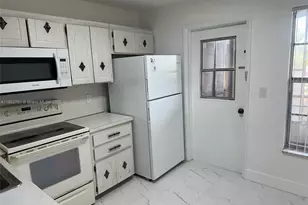 3777 NW 78th Ave, Davie, FL 33024 - Photo 4