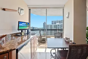 19101 NE 36th Ct, Aventura, FL 33180 - Photo 8
