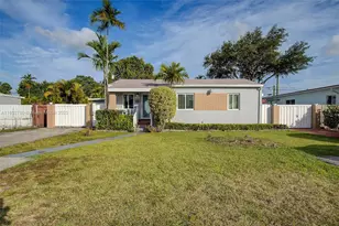 1721 SW 75th Avenue Rd, Miami, FL 33155 - Photo 1