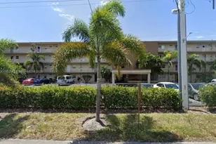 330 NE 26th Ave, Boynton Beach, FL 33435 - Photo 1