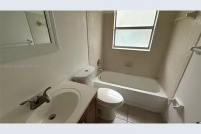 1032 Twin Lakes Dr #21-G, Coral Springs, FL 33071 - Photo 26