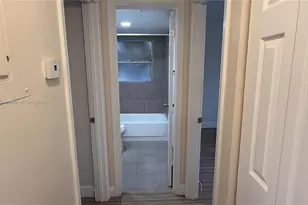 1006 Twin Lakes Dr, Coral Springs, FL 33071 - Photo 18