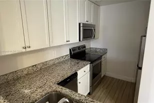 1006 Twin Lakes Dr, Coral Springs, FL 33071 - Photo 12