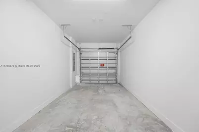 18970 SW 345th Ter, Homestead, FL 33034 - Photo 4