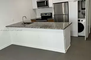 1211 Euclid Ave, Miami Beach, FL 33139 - Photo 4