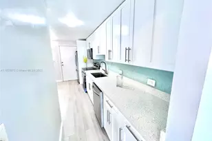 3660 NE 166th St, North Miami Beach, FL 33160 - Photo 4