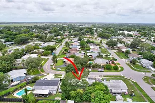 311 SW 68th Terrace, Pembroke Pines, FL 33023 - Photo 30