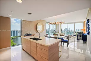 16385 Biscayne Blvd, North Miami Beach, FL 33160 - Photo 6