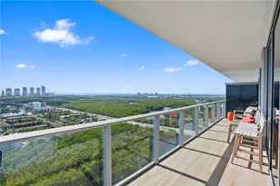 16385 Biscayne Blvd, North Miami Beach, FL 33160 - Photo 34