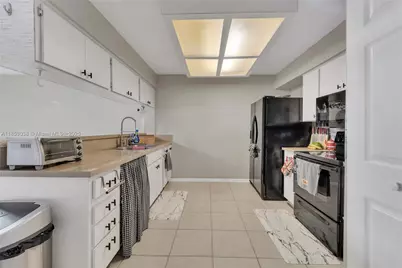23205 Club Villas Dr, Other City - In The State Of Florida, FL 34639 - Photo 4