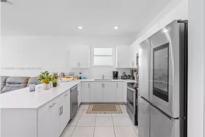 12731 SW 213th St, Miami, FL 33177 - Photo 10