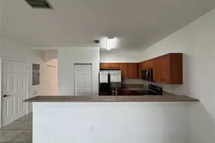 14046 SW 49th St, Miramar, FL 33027 - Photo 8