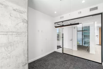 1300 Brickell Bay Dr #CU6, Miami, FL 33131 - Photo 16