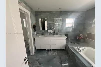 3915 NE 168th St #3915, North Miami Beach, FL 33160 - Photo 14