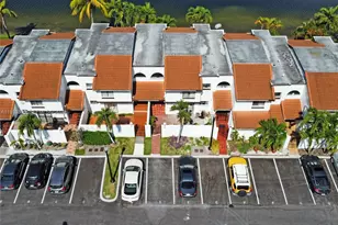 1331 SW 124th Ct, Miami, FL 33184 - Photo 2