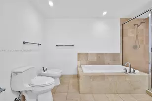 3131 NE 188th St, Aventura, FL 33180 - Photo 10