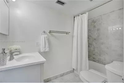 873 NE 195th St #309, North Miami Beach, FL 33179 - Photo 22