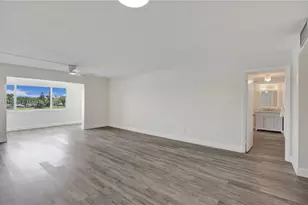 873 NE 195th St, North Miami Beach, FL 33179 - Photo 4