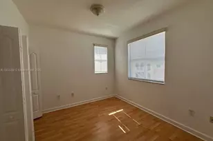 1568 SE 26th St, Homestead, FL 33035 - Photo 14