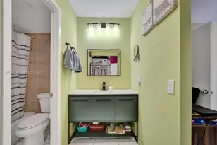 200 Diplomat Pkwy, Hallandale Beach, FL 33009 - Photo 32