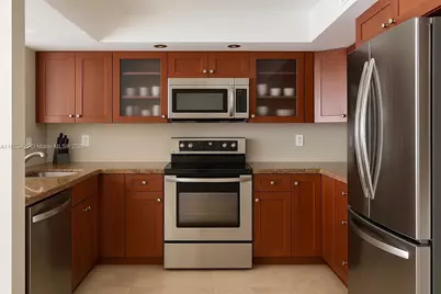 555 NE 15th St #32D, Miami, FL 33132 - Photo 6