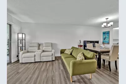13001 SW 15th Ct #104T, Pembroke Pines, FL 33027 - Photo 16