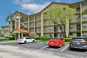 13001 SW 15th Ct, Pembroke Pines, FL 33027 - Photo 4
