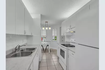 13001 SW 15th Ct #104T, Pembroke Pines, FL 33027 - Photo 12