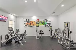 19999 E Country Club Dr, Aventura, FL 33180 - Photo 36
