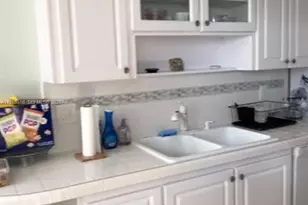 1100 St Charles Pl, Pembroke Pines, FL 33026 - Photo 4