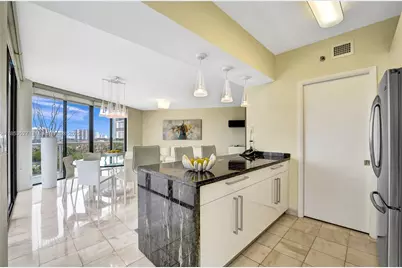 20281 E Country Club Dr #607, Aventura, FL 33180 - Photo 44