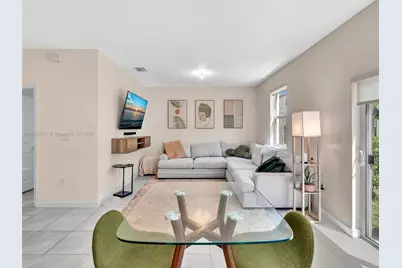 12929 NW 24th Ave, Miami, FL 33167 - Photo 32