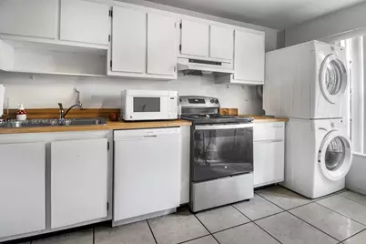 9351 NW 14th Ct #247, Pembroke Pines, FL 33024 - Photo 10