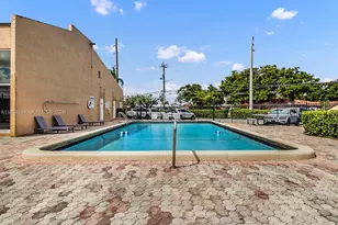 9351 NW 14th Ct, Pembroke Pines, FL 33024 - Photo 22