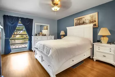 9351 NW 14th Ct #247, Pembroke Pines, FL 33024 - Photo 12